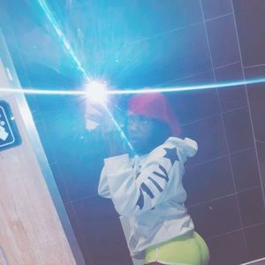 Meet your Posher, Macarla